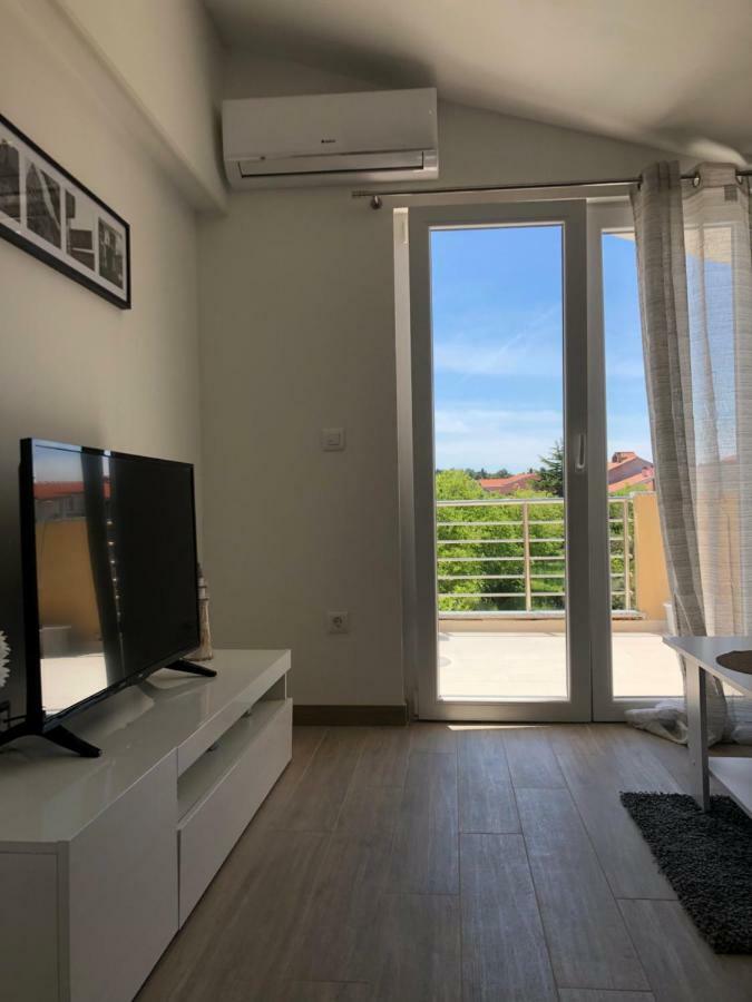 דירות זאדאר Apartman Nina מראה חיצוני תמונה